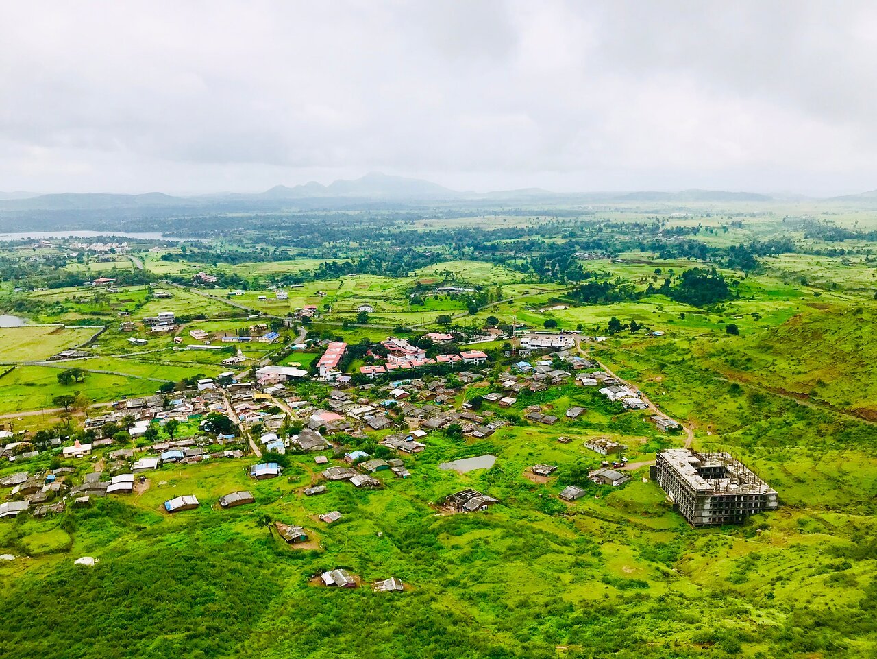 hatgarh fort near saputara